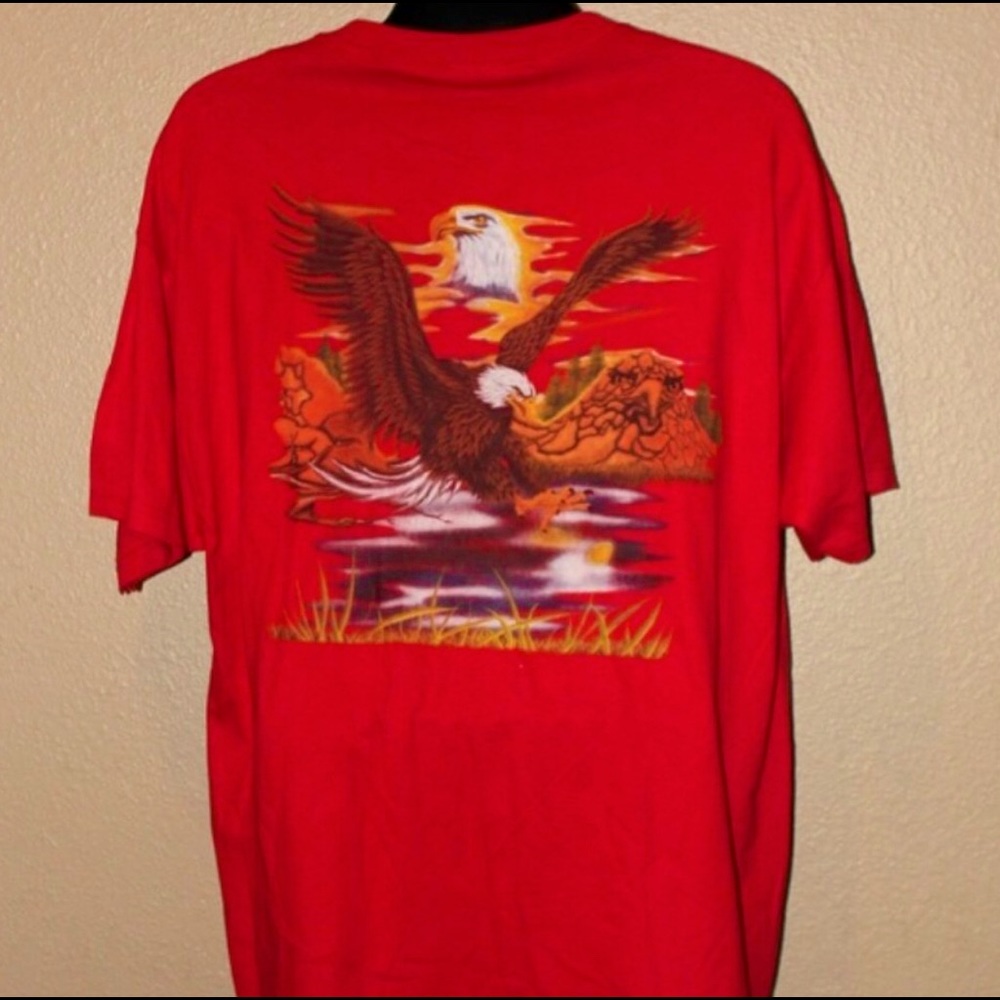 Retro Eagle 🦅 T-Shirt